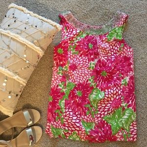 Floral Lilly Pulitzer top!